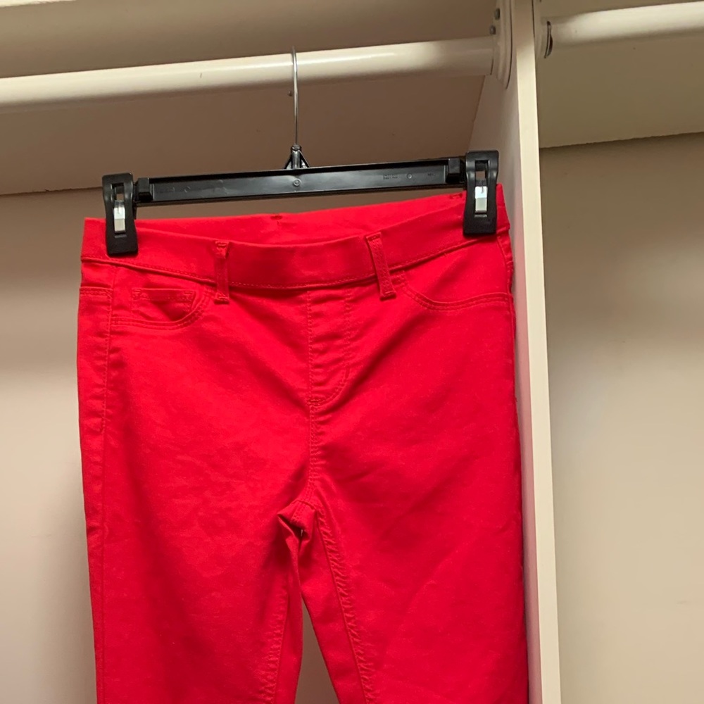 Red jeggings
